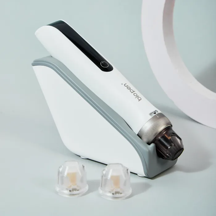 Bio Pen Q2 By Dr. Pen 3-in-1 Microneedling Pen With LED Light Therapy and Microcurrent - Image 3